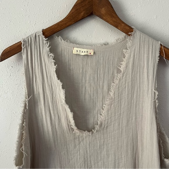 Stark X Gauzy Cotton V-Neck Tank Size Medium - Picture 5 of 9